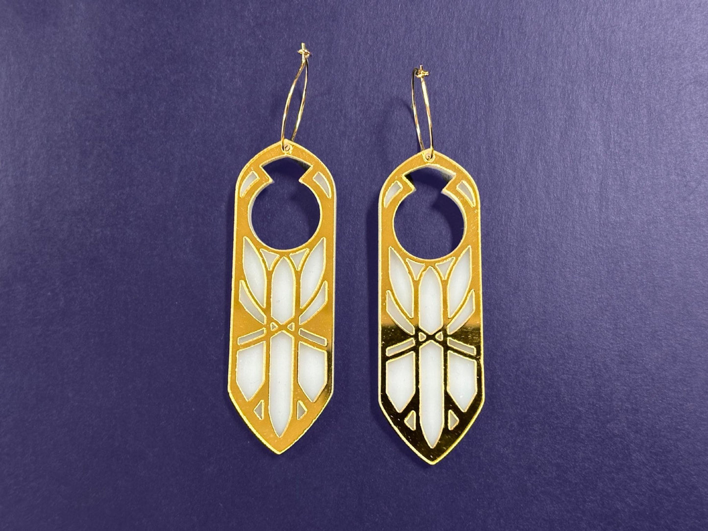 Disa | Gold & White - Painted Raina
