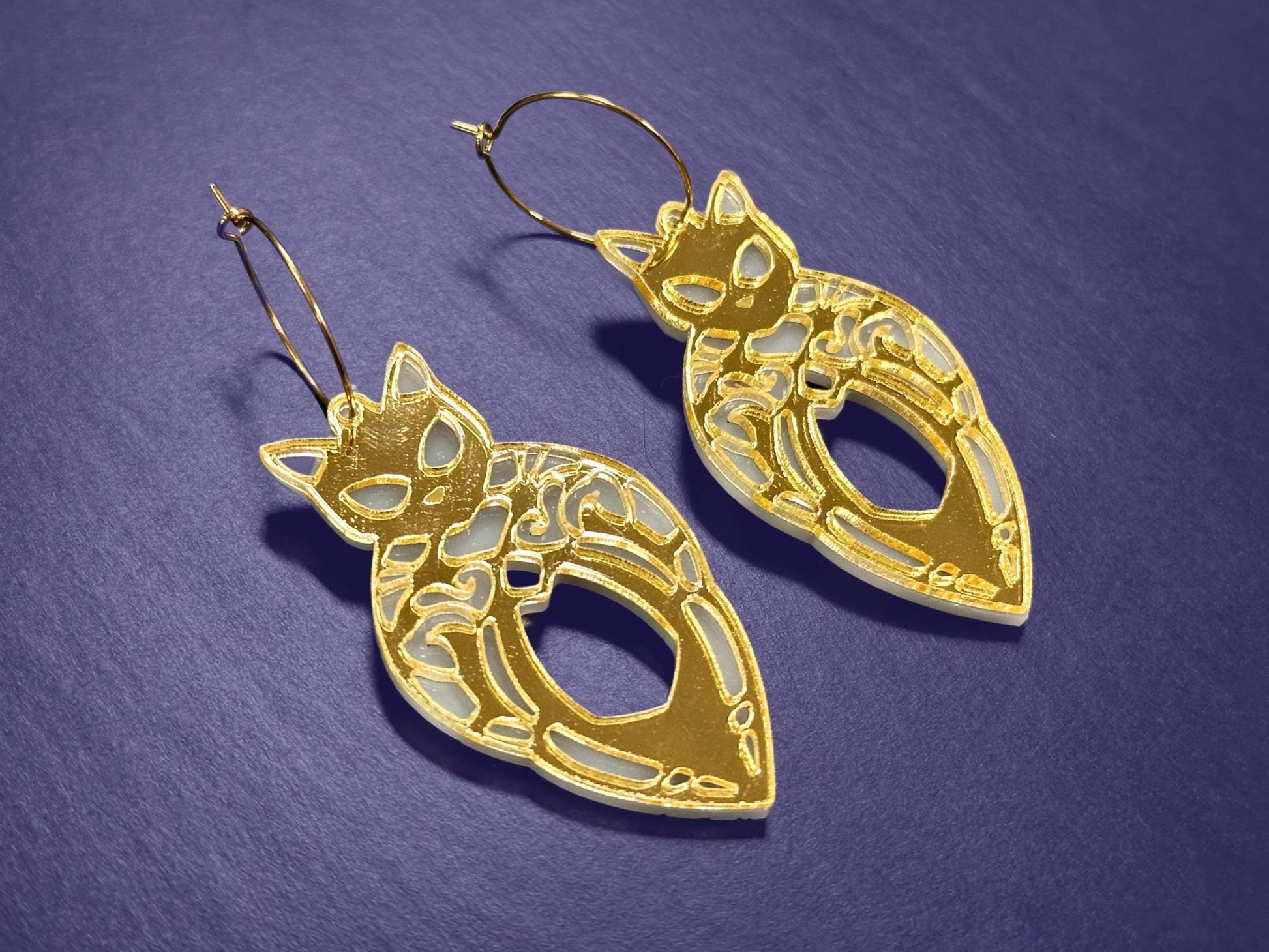 Egyptian Cat | Gold & White - Painted Raina