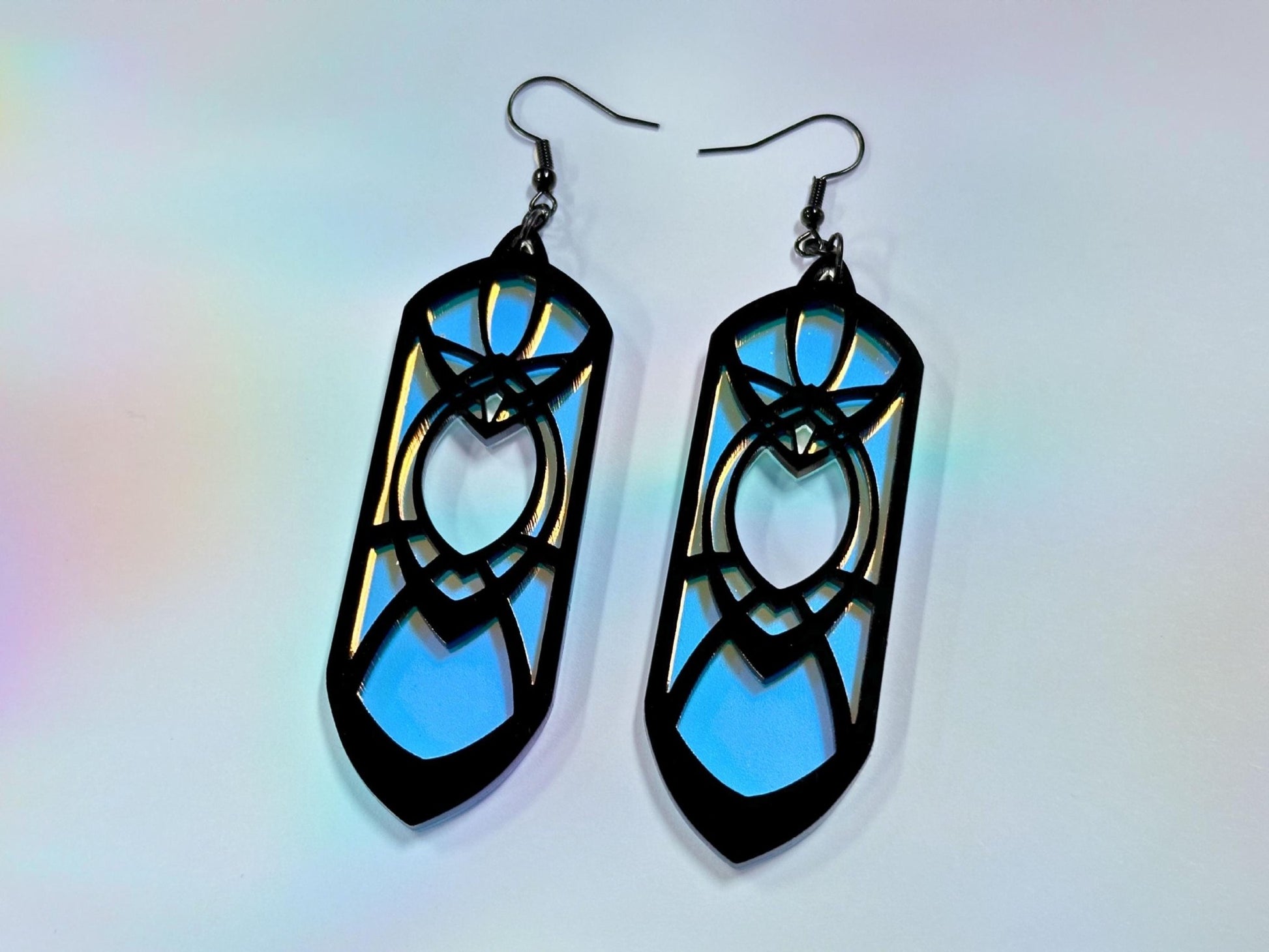 Eowyn | Black & Iridescent - Painted Raina