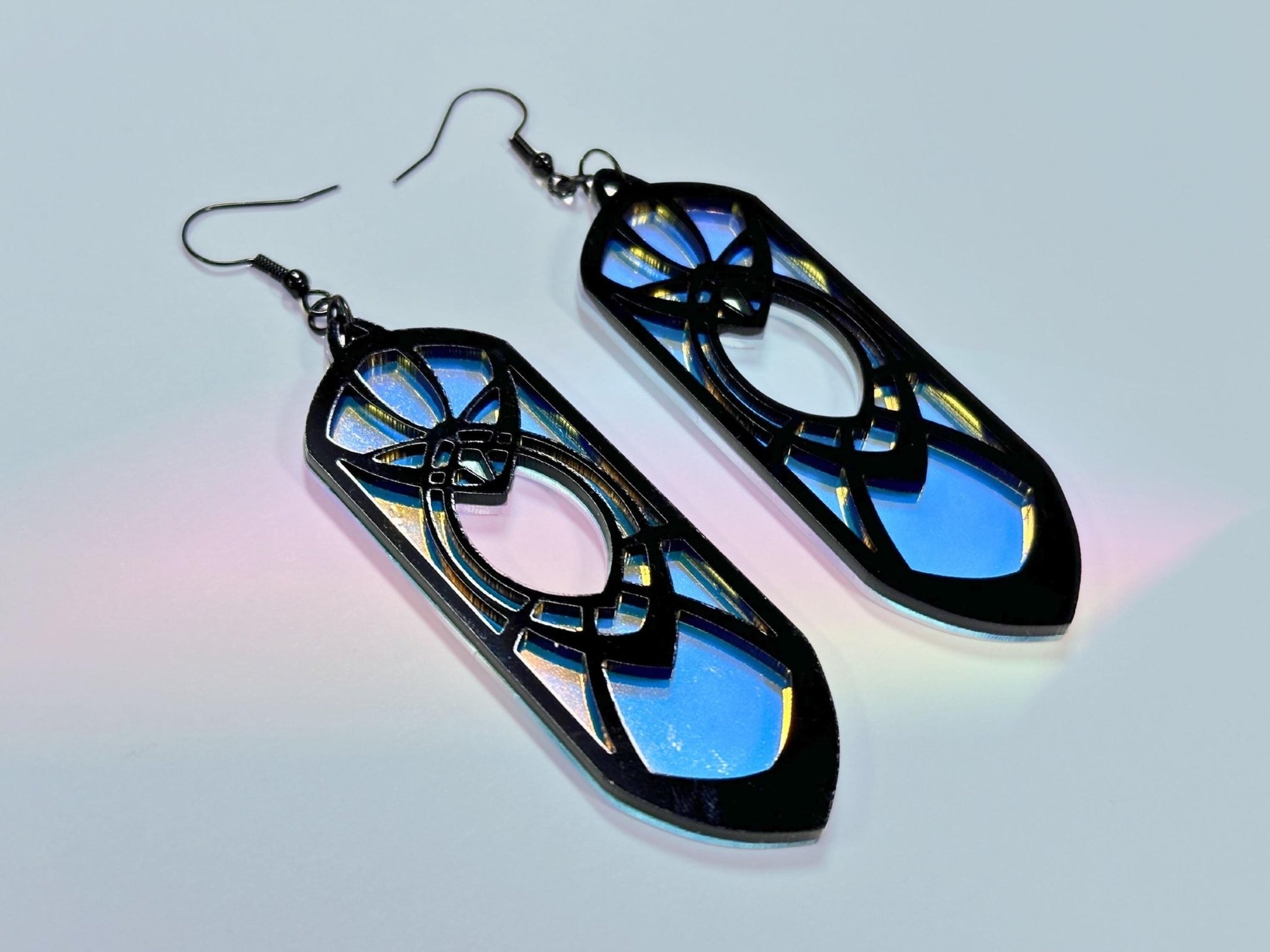 Eowyn | Black & Iridescent - Painted Raina