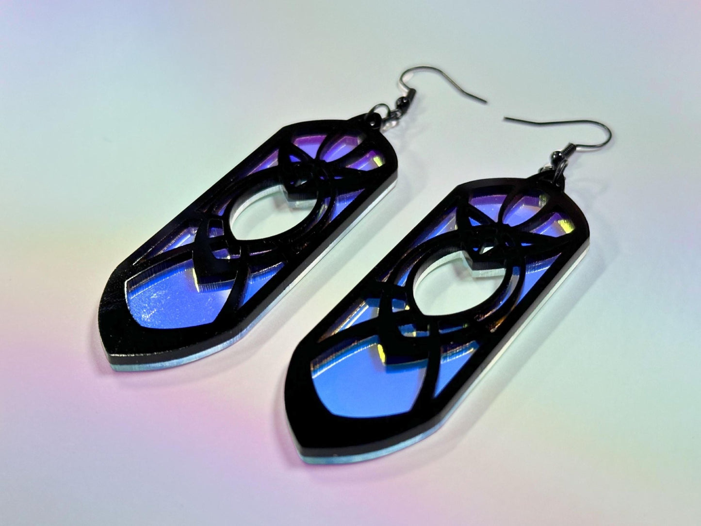 Eowyn | Black & Iridescent - Painted Raina