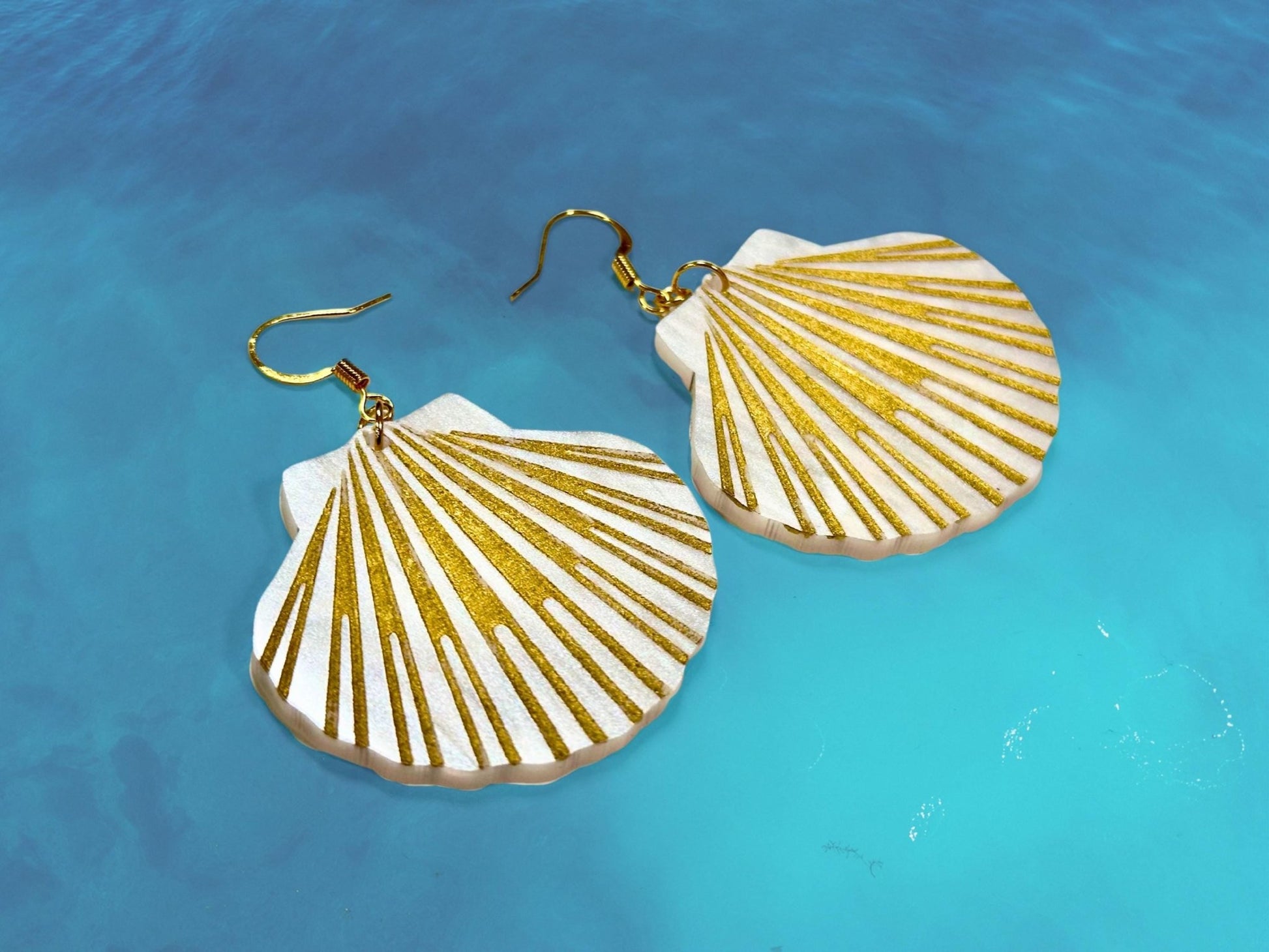 Lion's Paw Scallop Shell Earrings | White and Gold - Painted Raina