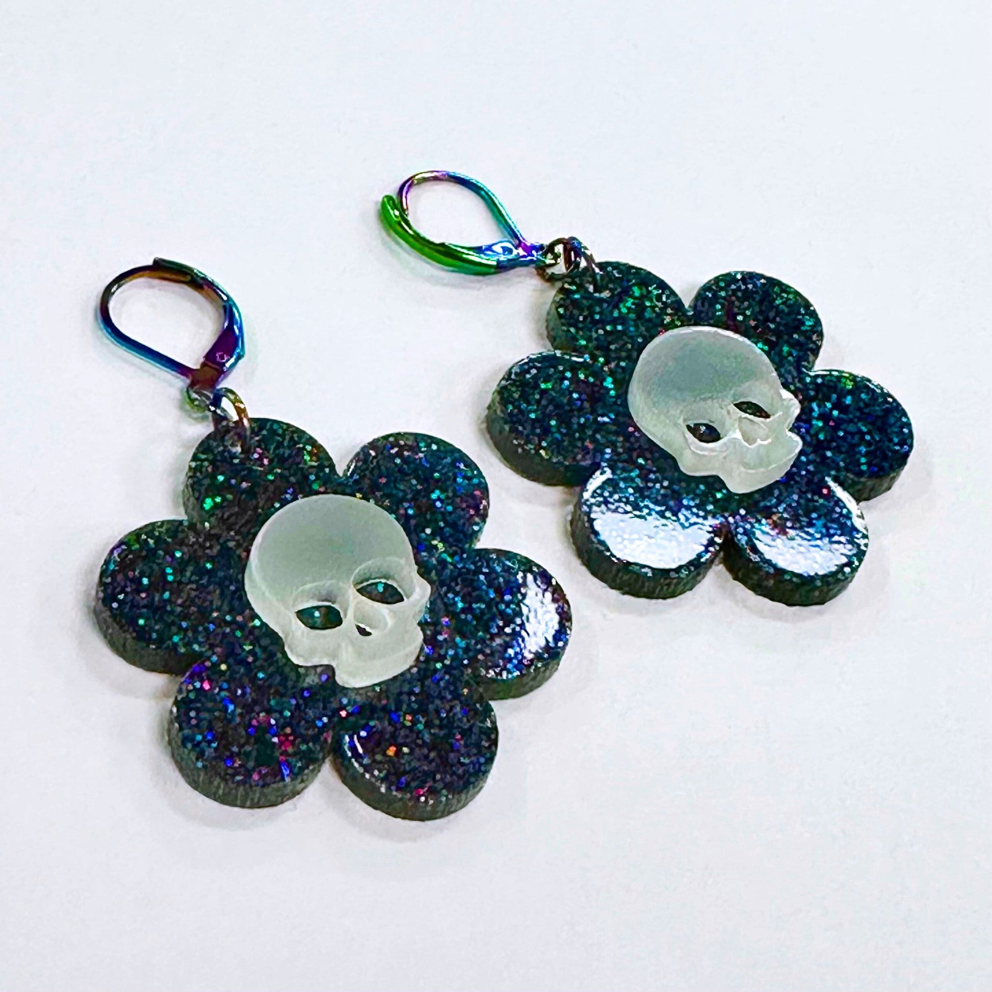 Glowing Dead Daisy Earrings - Black Glitter - Driftless Enchantments