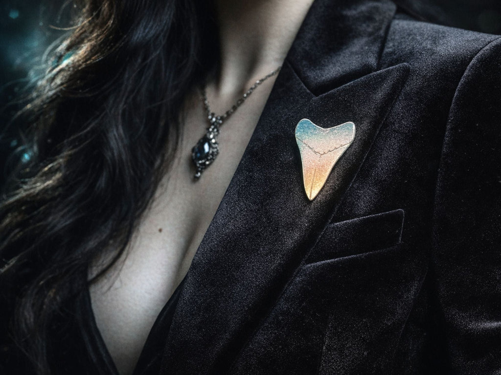 Anchor Shark Tooth Set | Iridescent Glow