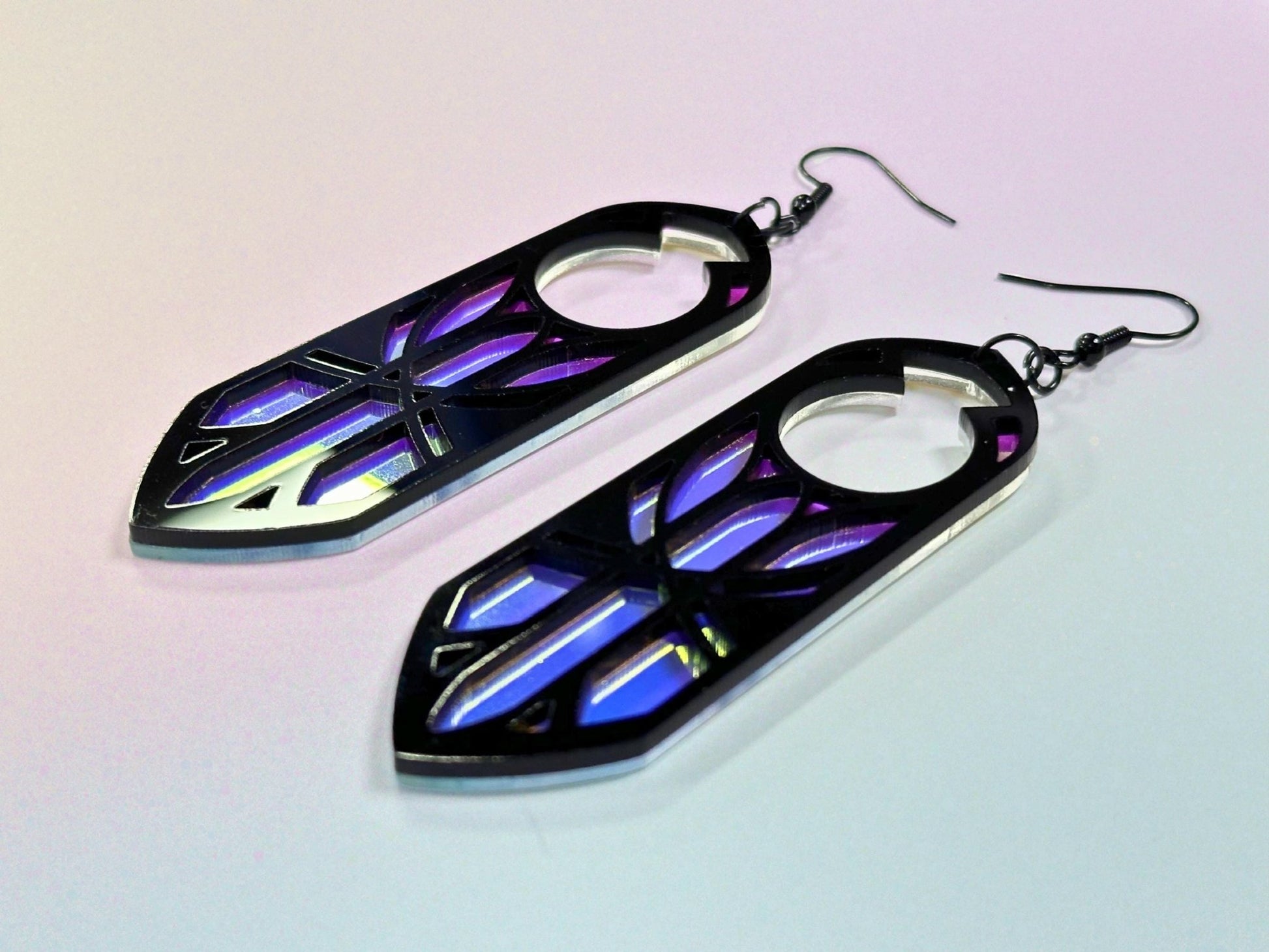 Disa | Black & Iridescent - Painted Raina