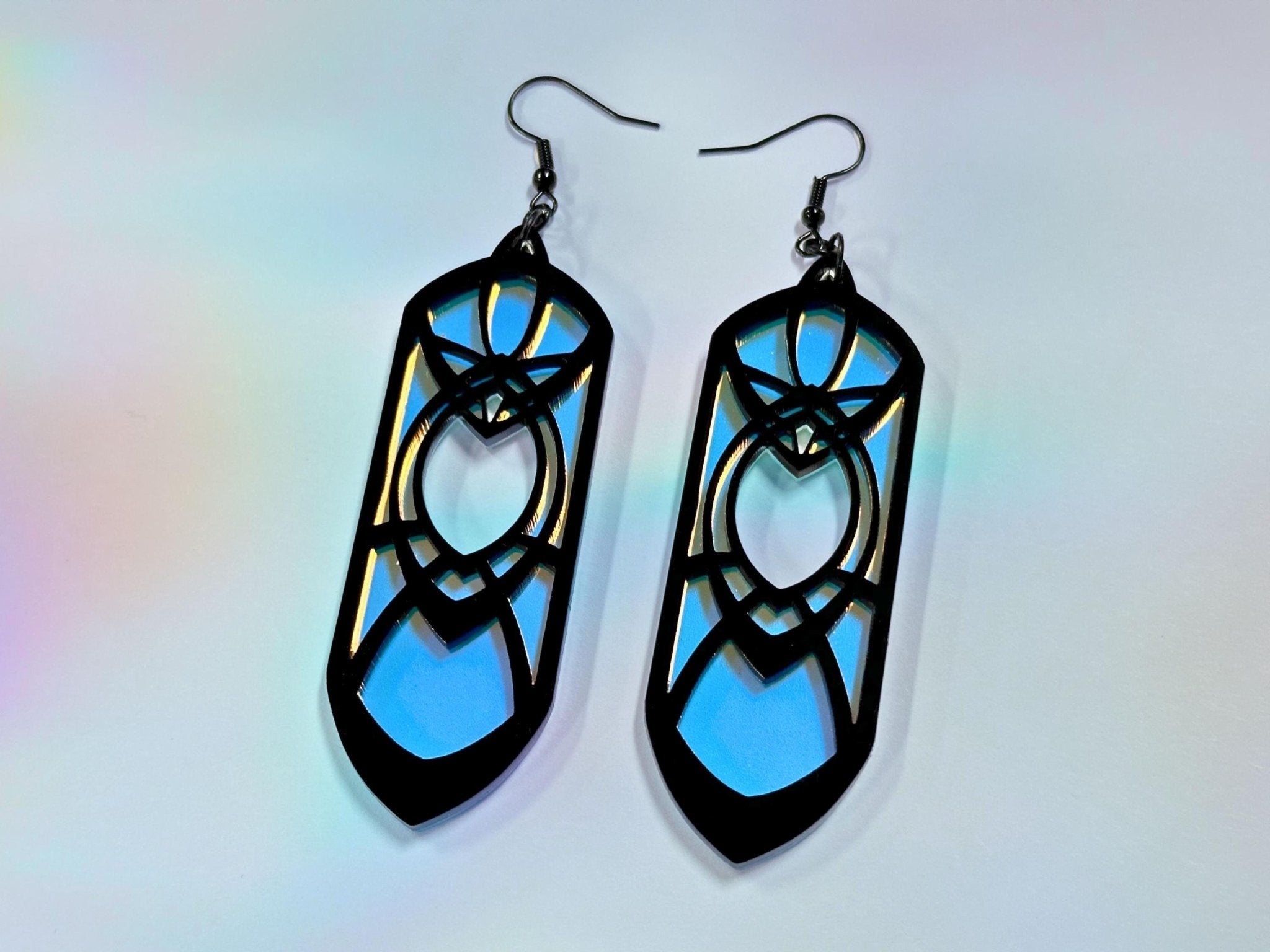 Eowyn | Black & Iridescent - Painted Raina