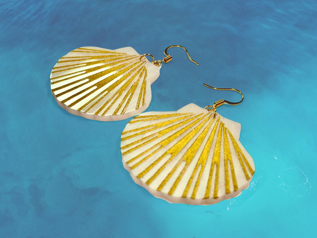 Lion's Paw Scallop Shell Earrings | White and Gold - Painted Raina