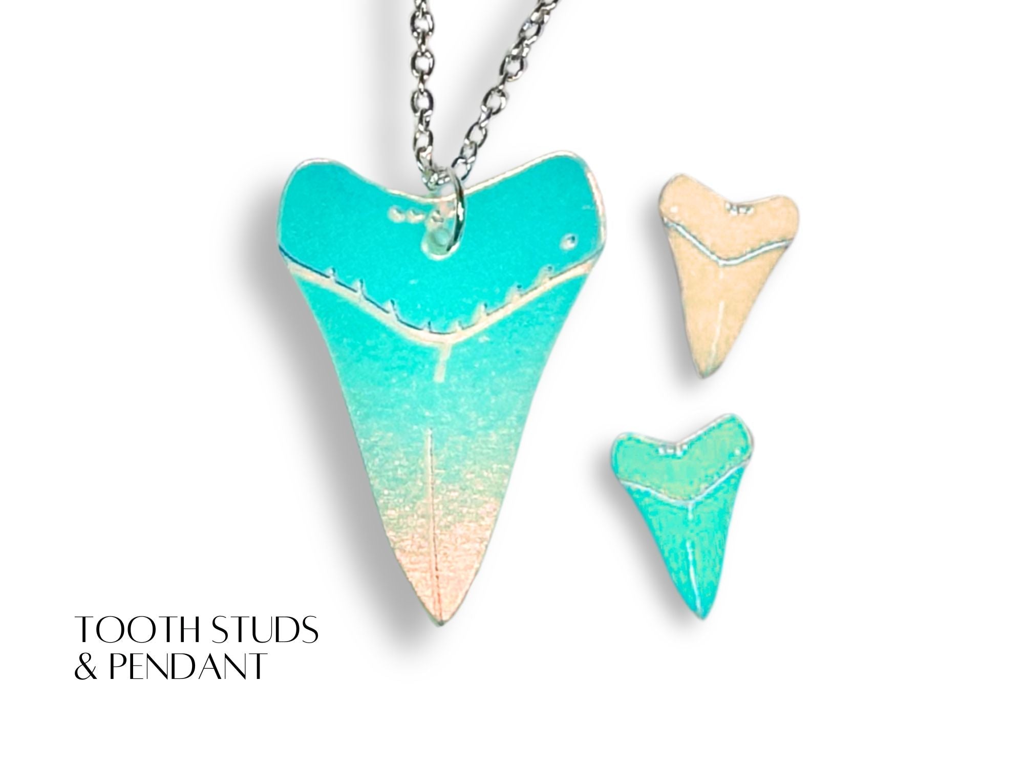 Shark Tooth Relic Set | Iridescent Glow